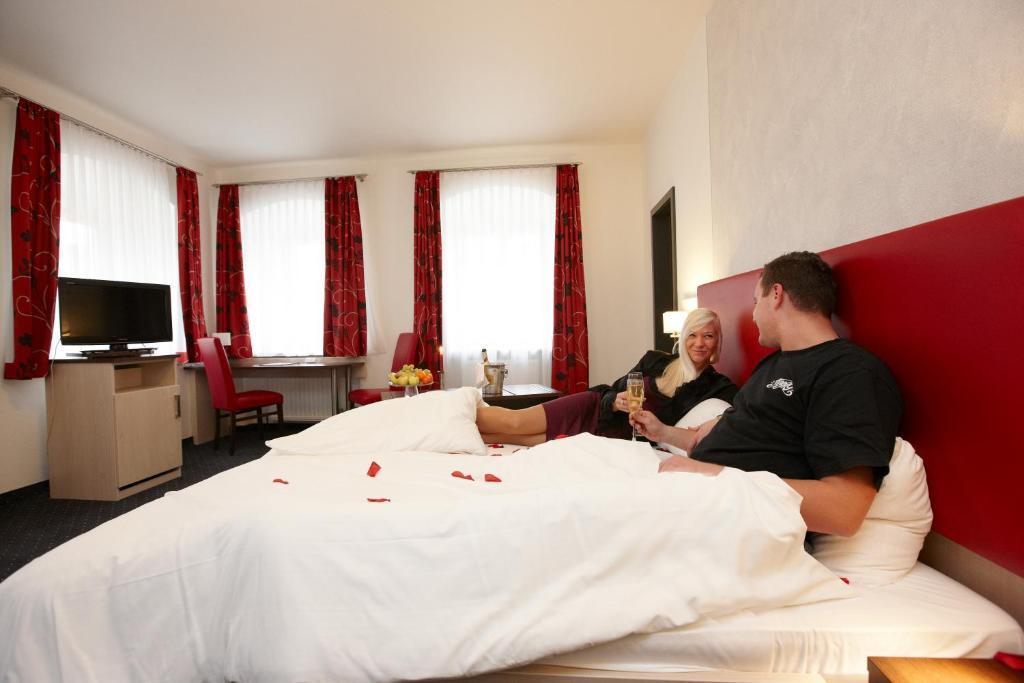 Hotel Am Markt Greding Pokoj fotografie